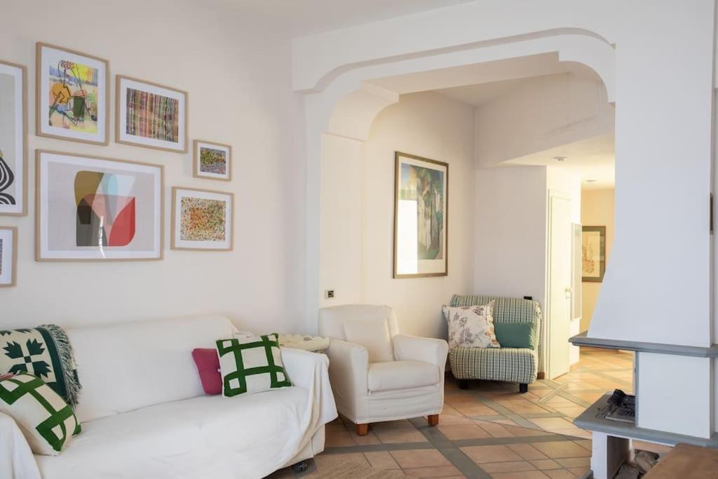 La Terrazza Nel Borgo Apartment Bracciano  Luaran gambar